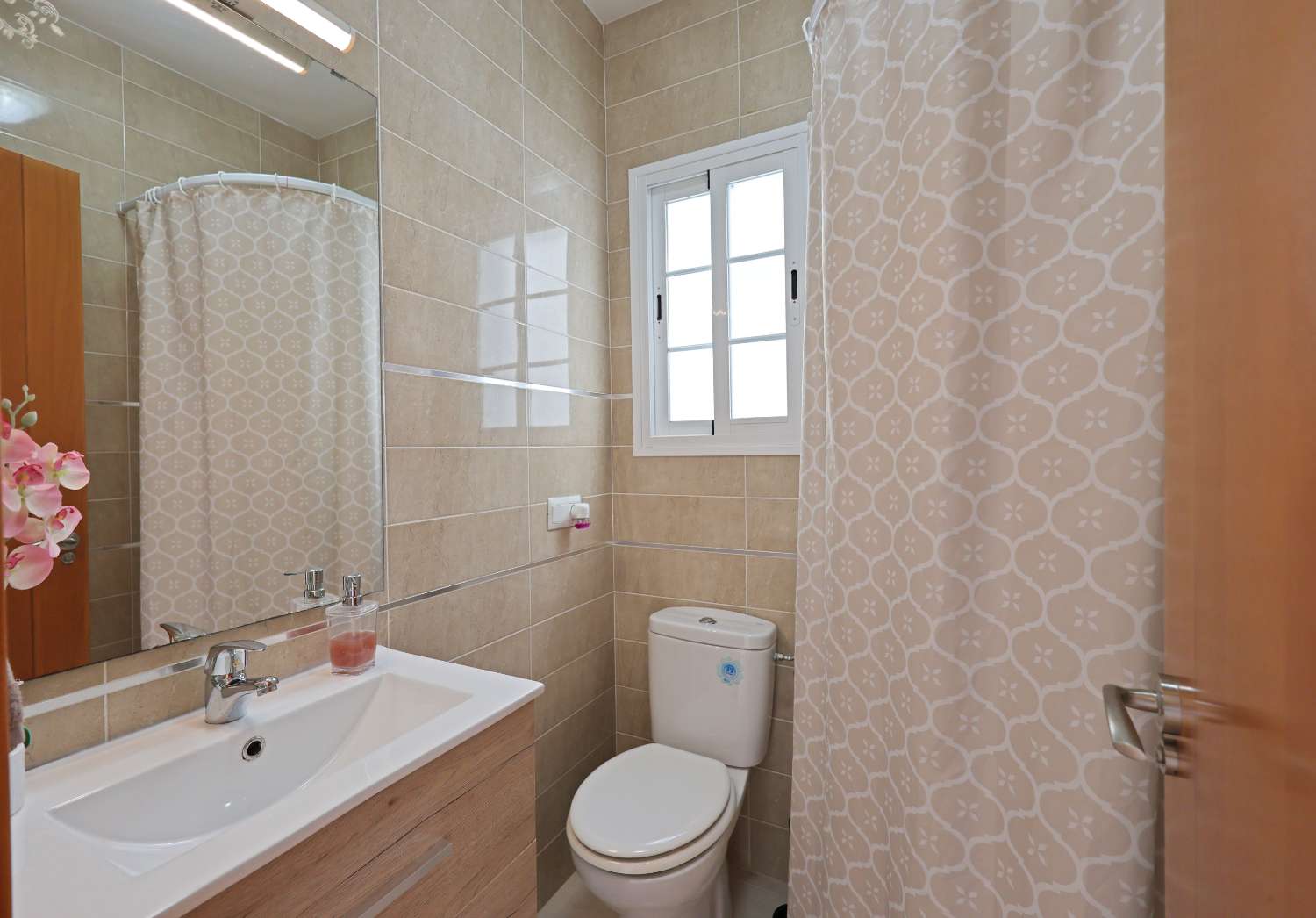 Villa for sale in Torrox Park