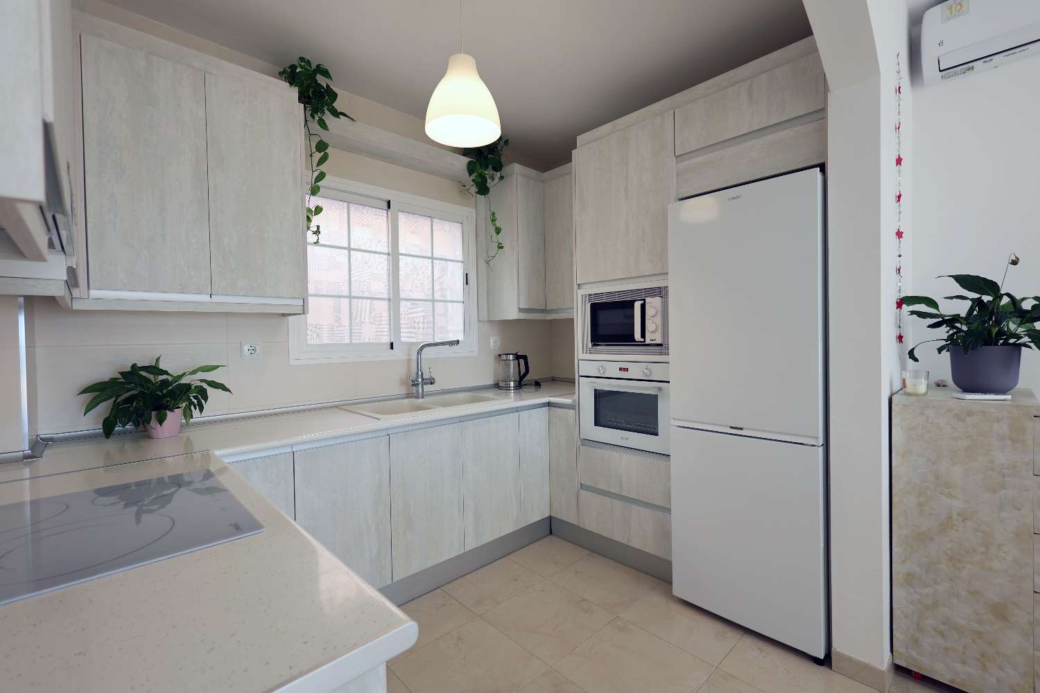 Villa for sale in Torrox Park