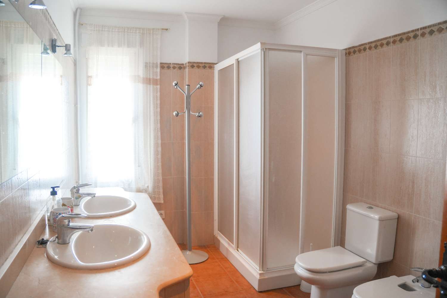 Villa en venta en Cúllar Vega