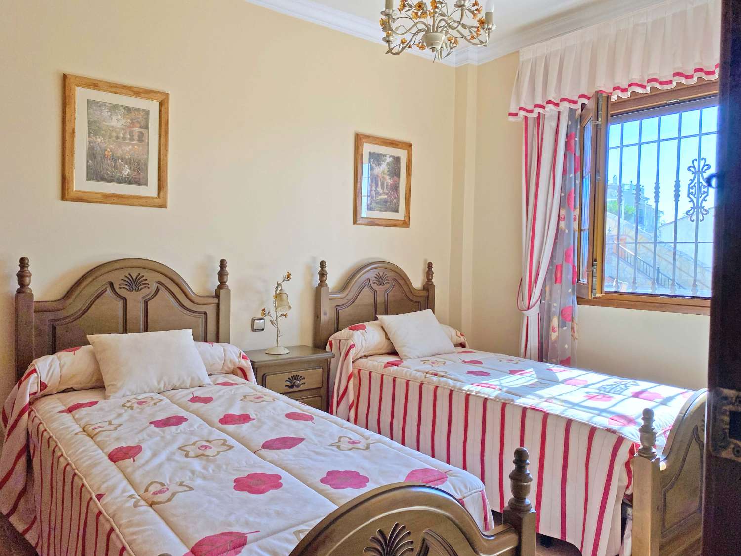 Villa en venta en Nerja