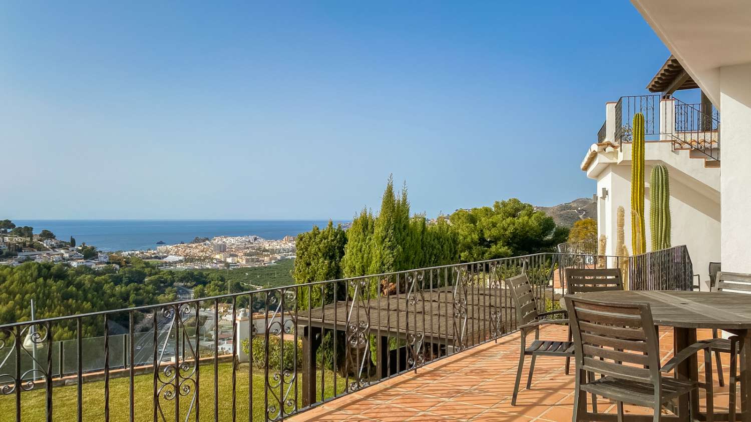 Villa en venta en Velilla - Velilla Taramay (Almuñécar)