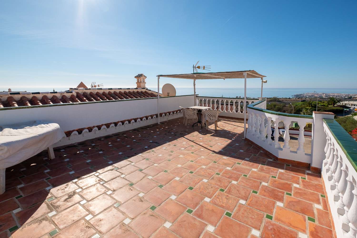 Villa for sale in Maro (Nerja)