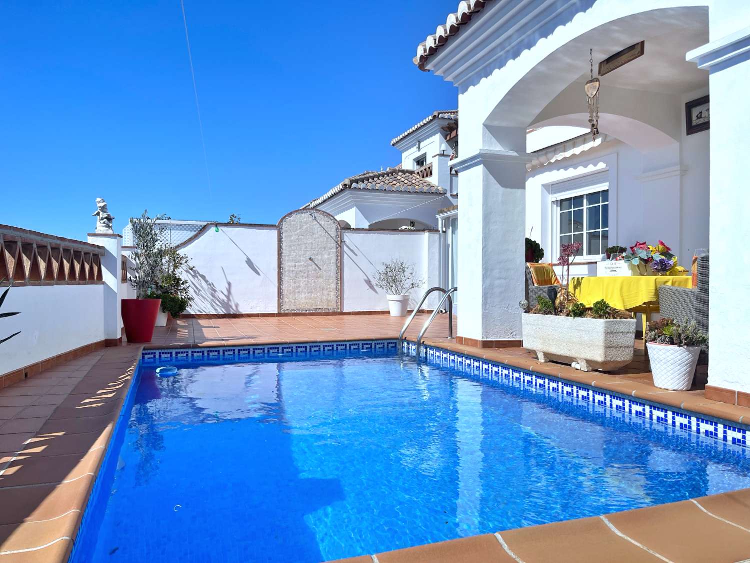 Villa for sale in Torrox Park