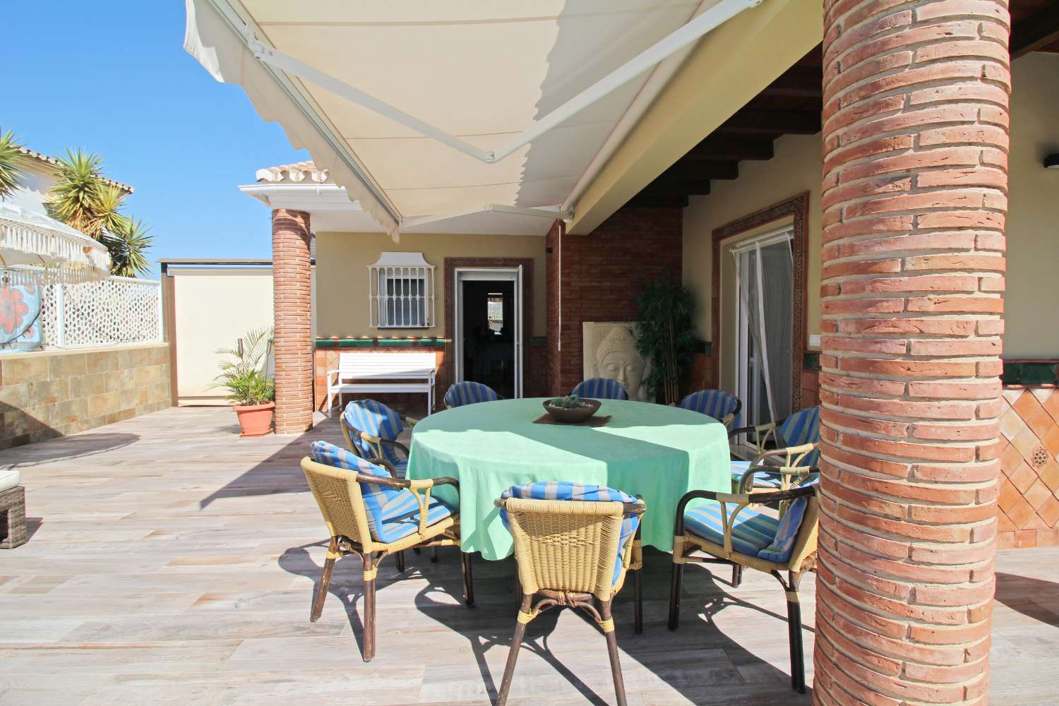 Villa for sale in Viña Málaga (Torre del Mar)