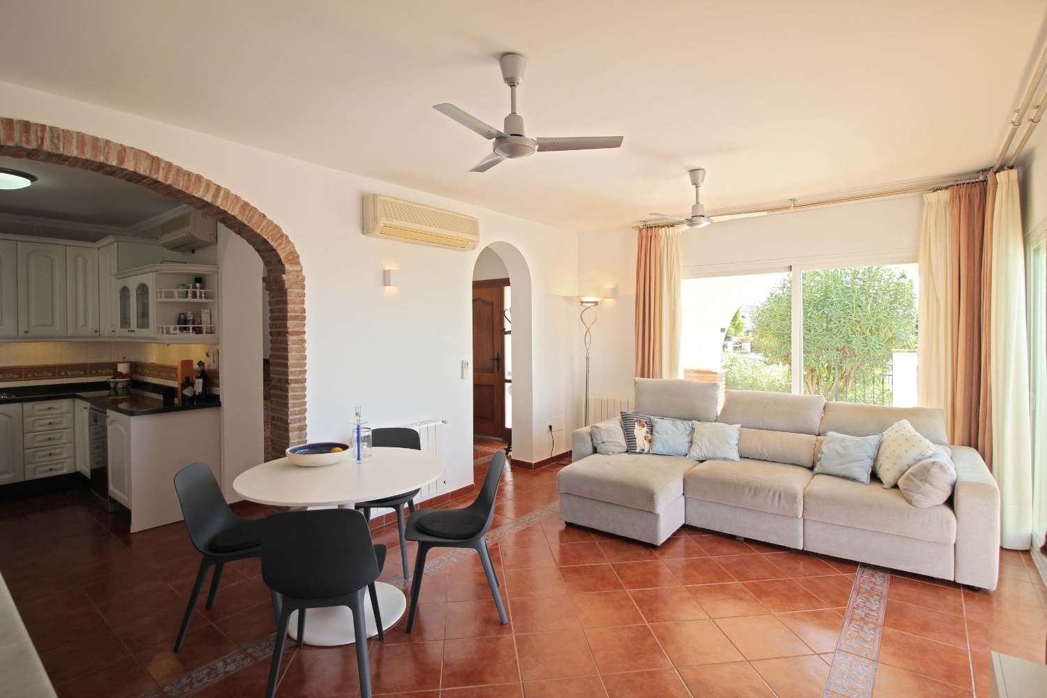 Villa en venta en Frigiliana