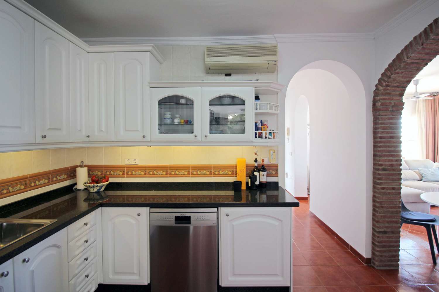 Villa for sale in Frigiliana