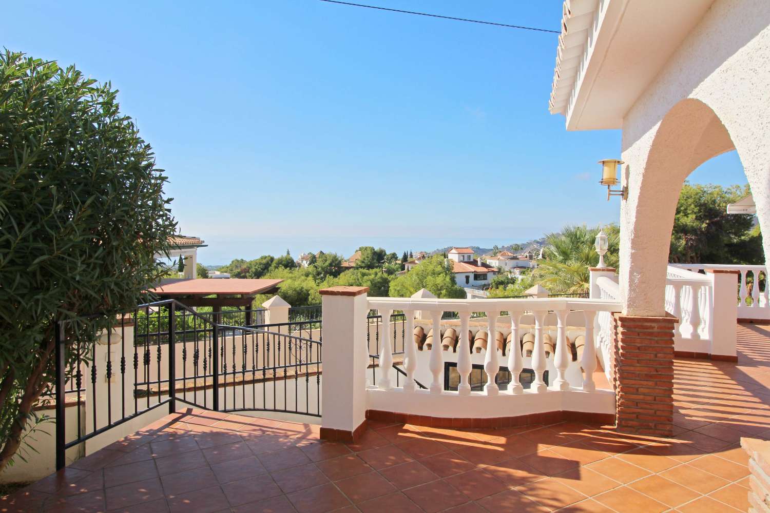 Villa for sale in Frigiliana