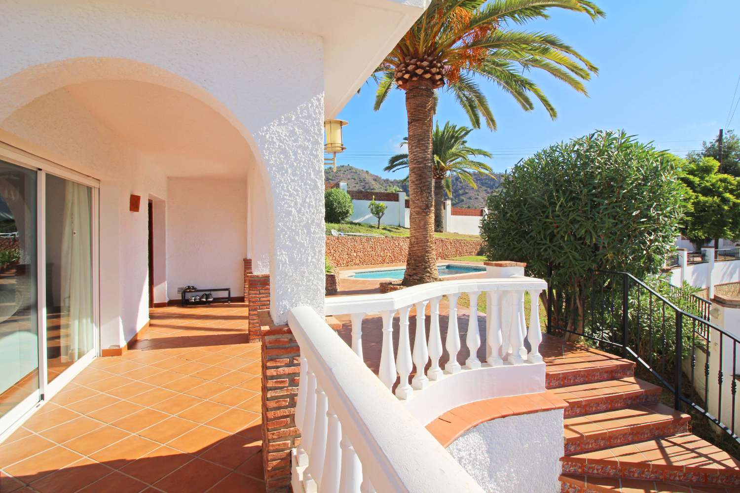 Villa for sale in Frigiliana