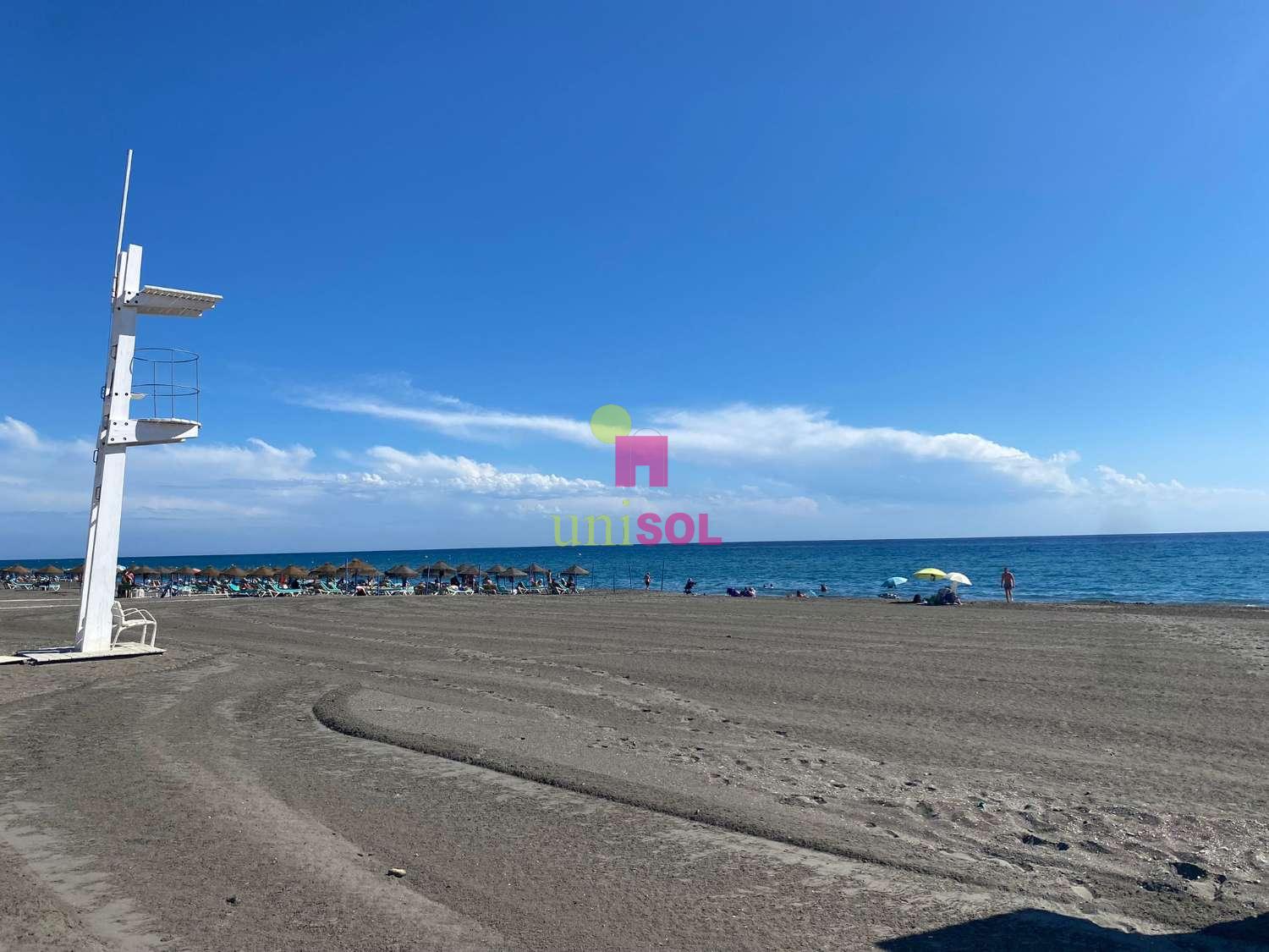 Pieni huoneisto myynnissä Torrox Park