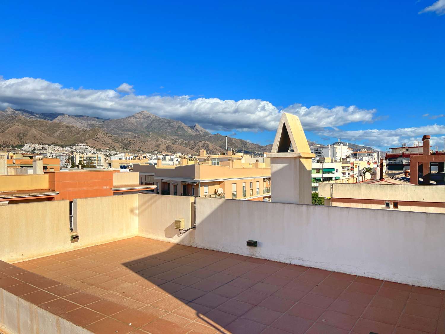 Penthouse til salg i Chaparil (Nerja)