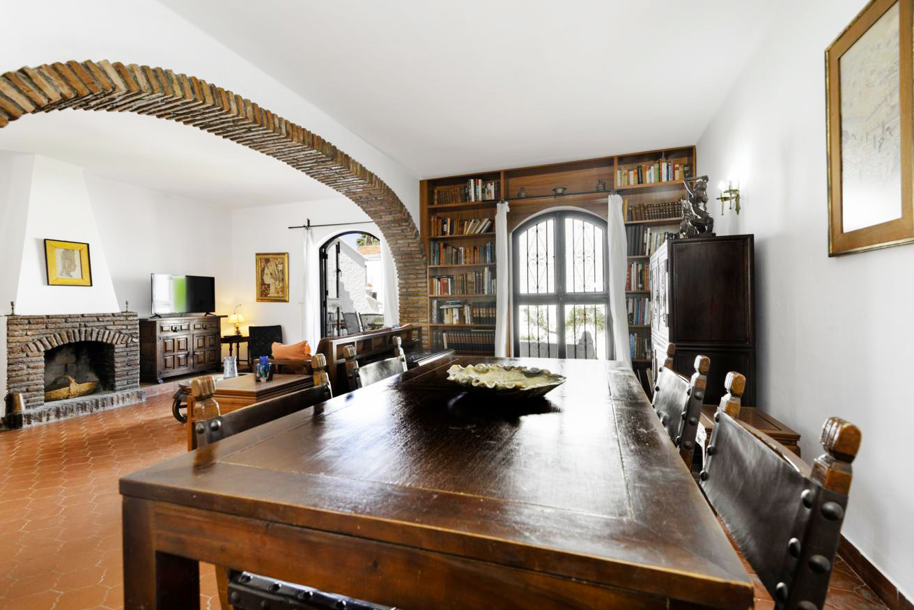 Villa en venta en Capistrano (Nerja)