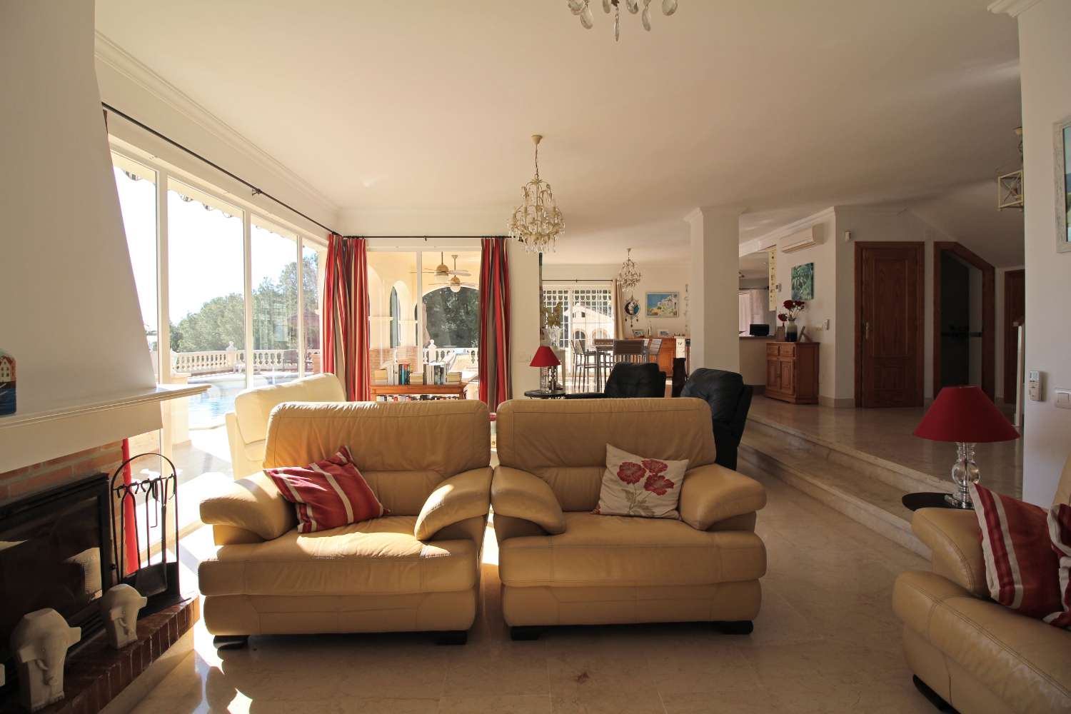 Villa for sale in Frigiliana