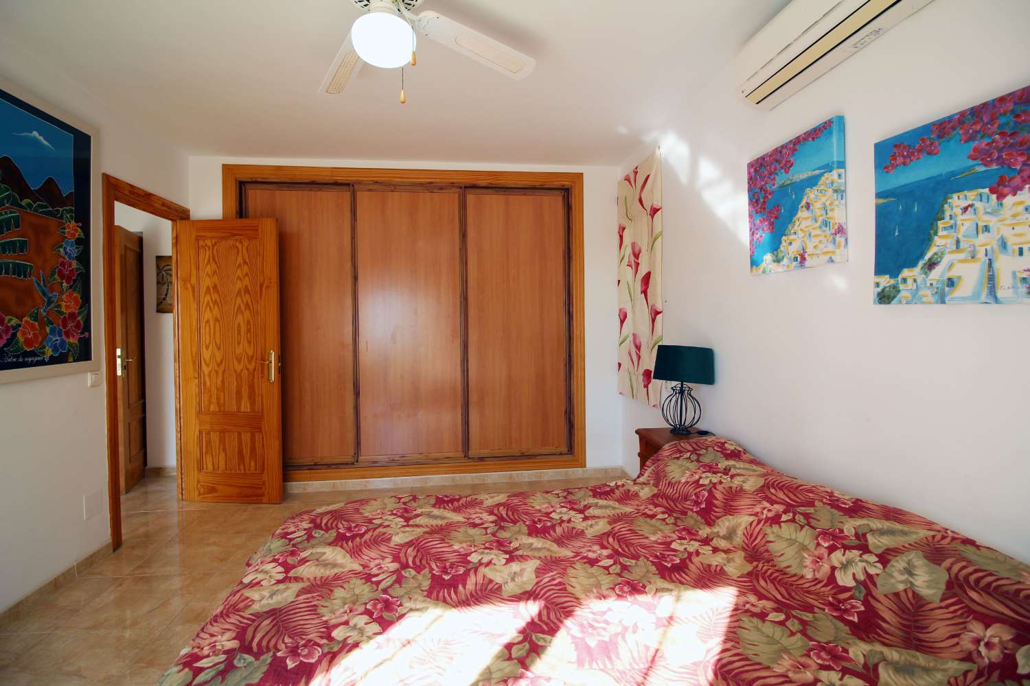 Villa for sale in Frigiliana