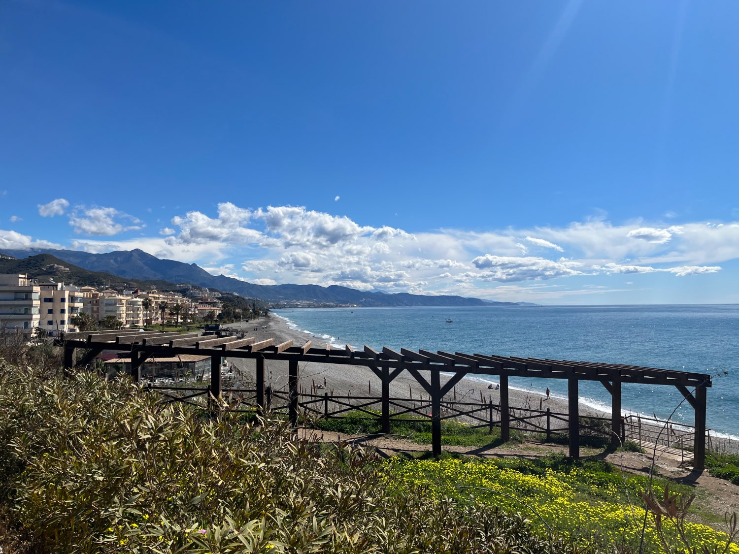 Lejlighed til salg i Torrox Costa