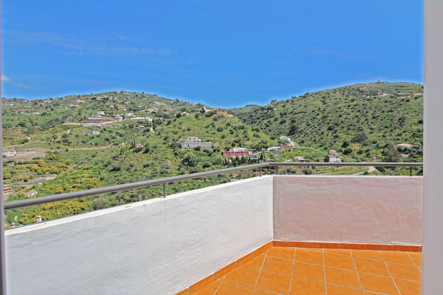 Takvåning till salu i Torrox Pueblo