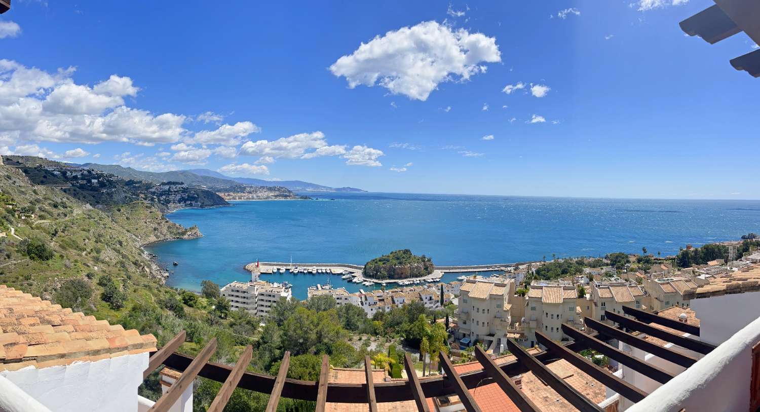 Penthouse for sale in La Herradura (Almuñécar)