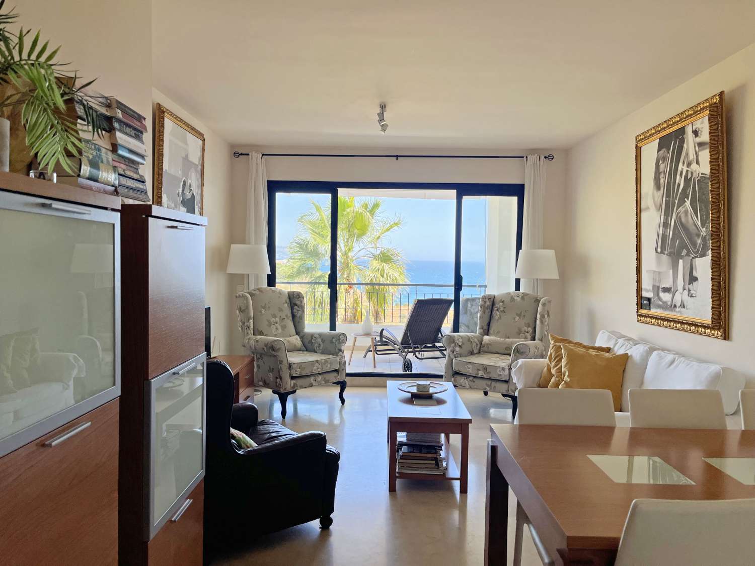 Apartment for sale in Torrox Costa