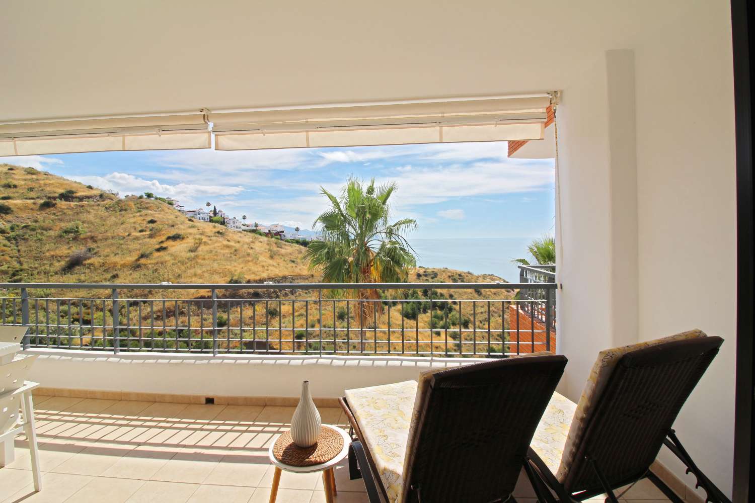 Pieni huoneisto myynnissä Torrox Costa