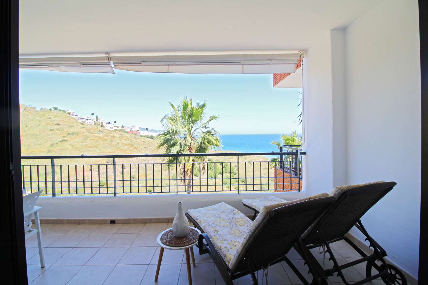 Apartment for sale in Torrox Costa