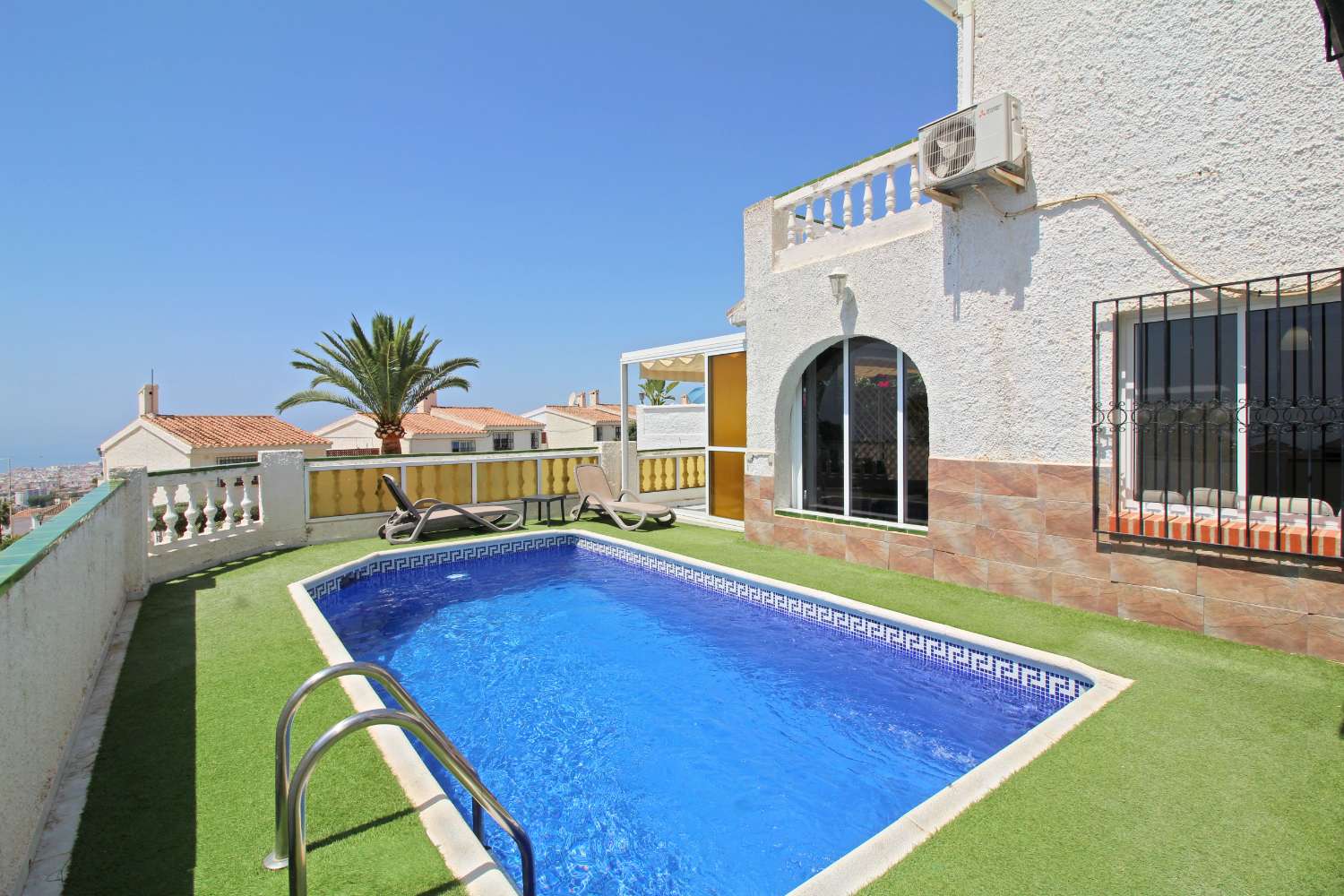 Villa en venta en Nerja