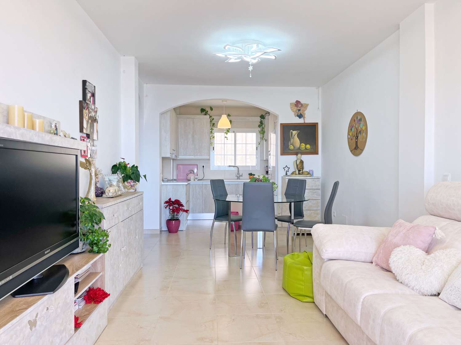 Villa for sale in Torrox Park
