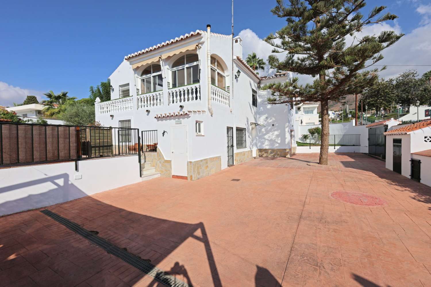 Villa en venta en Nerja