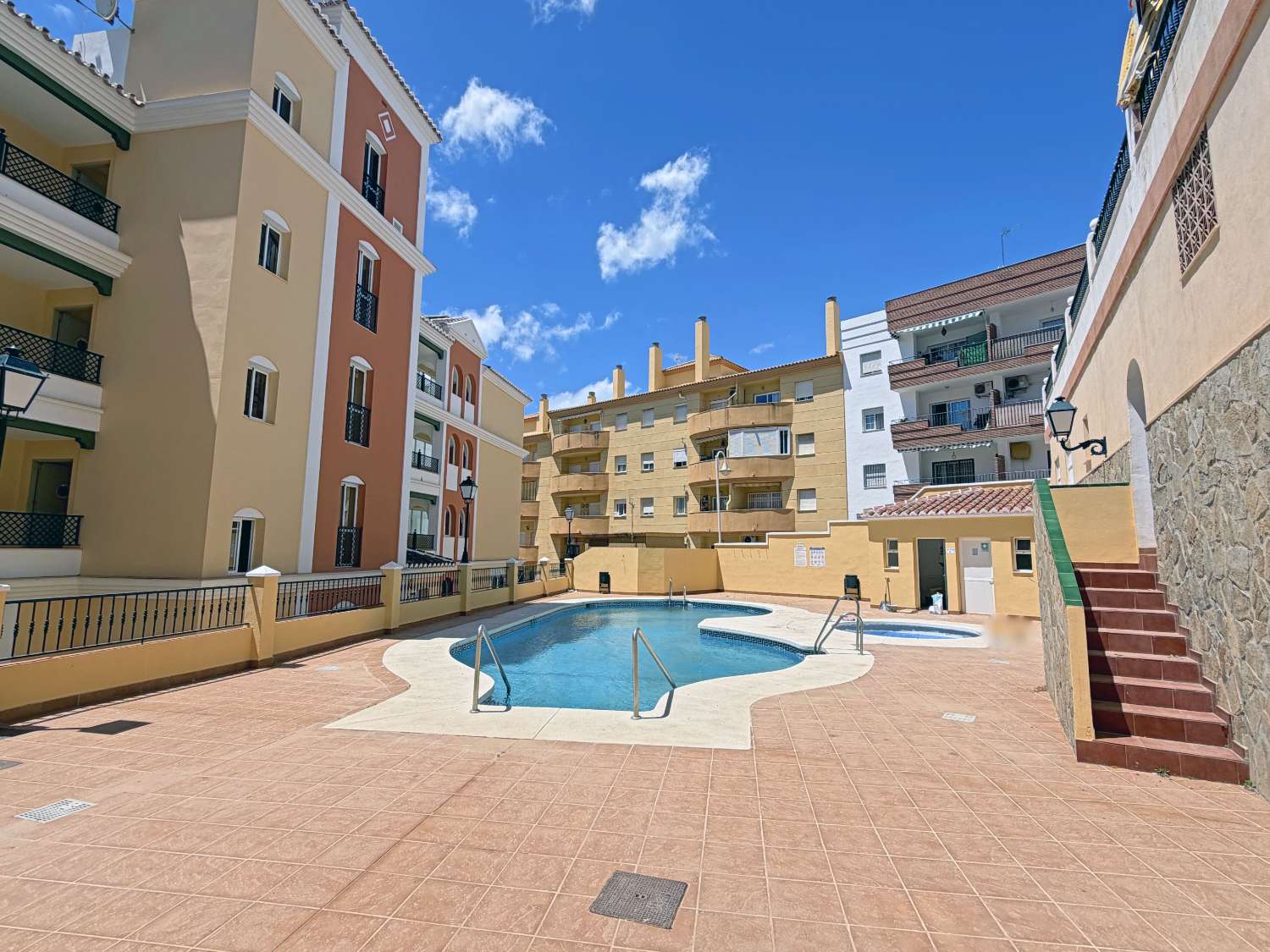 Apartamento en venta en Torrox Costa