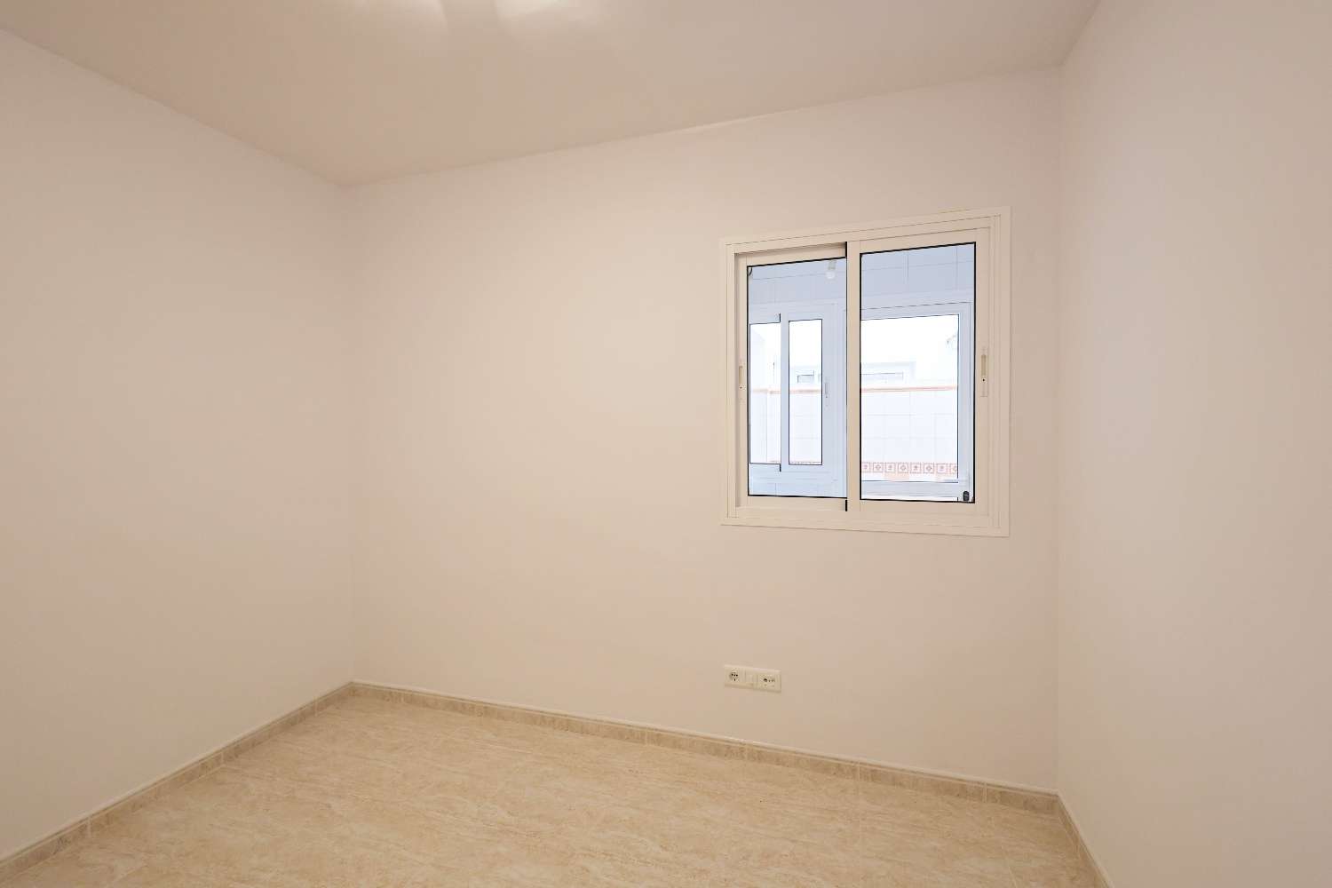 Apartamento en venta en Torrox Costa