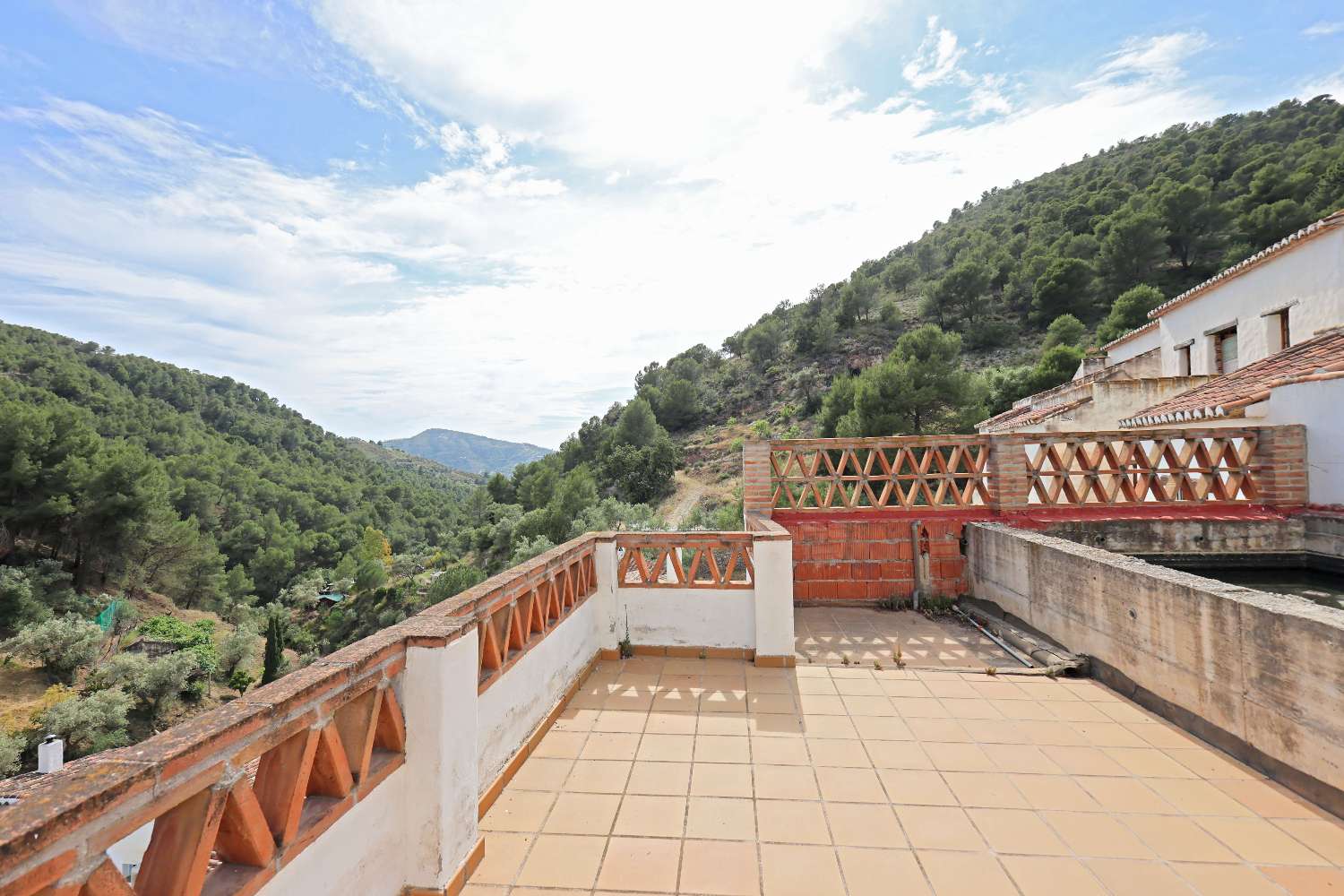 House for sale in Cómpeta
