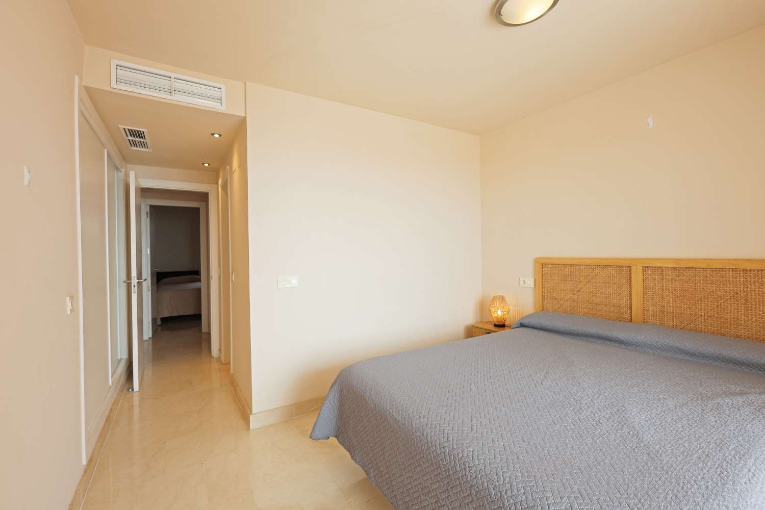 Lejlighed til salg i Torrox Costa