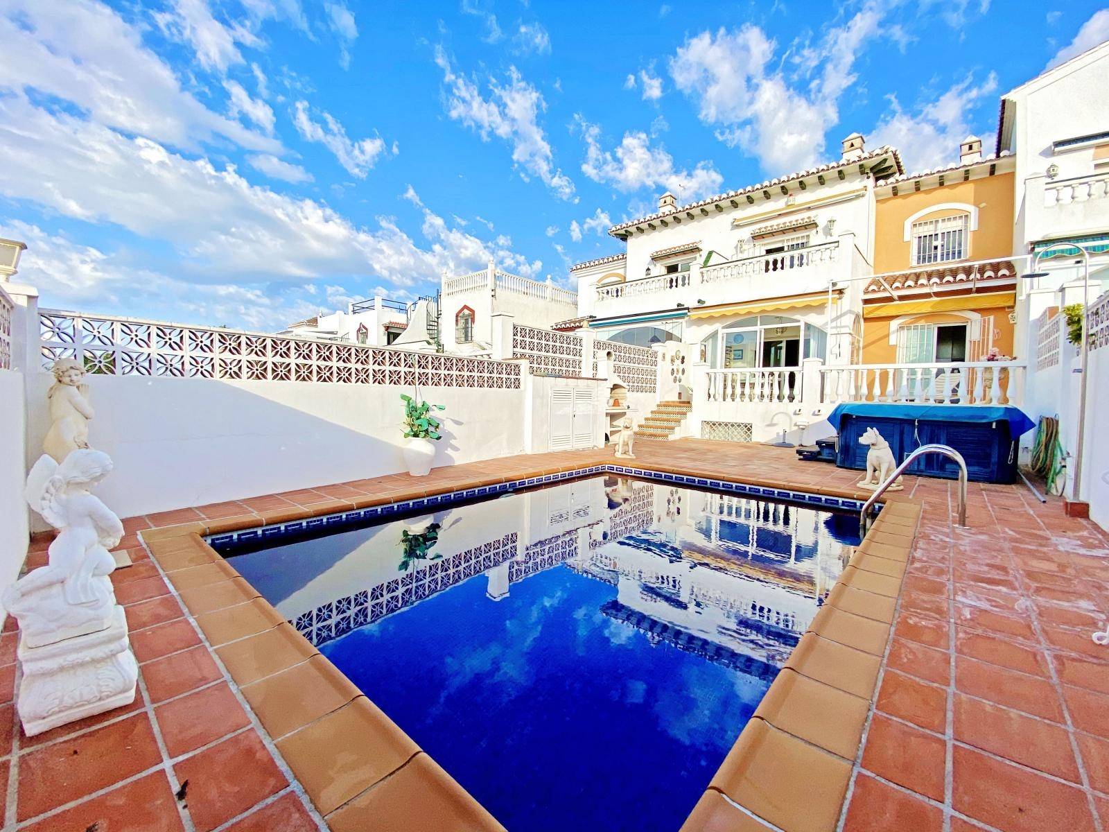 Casa en venta en Torrox Costa