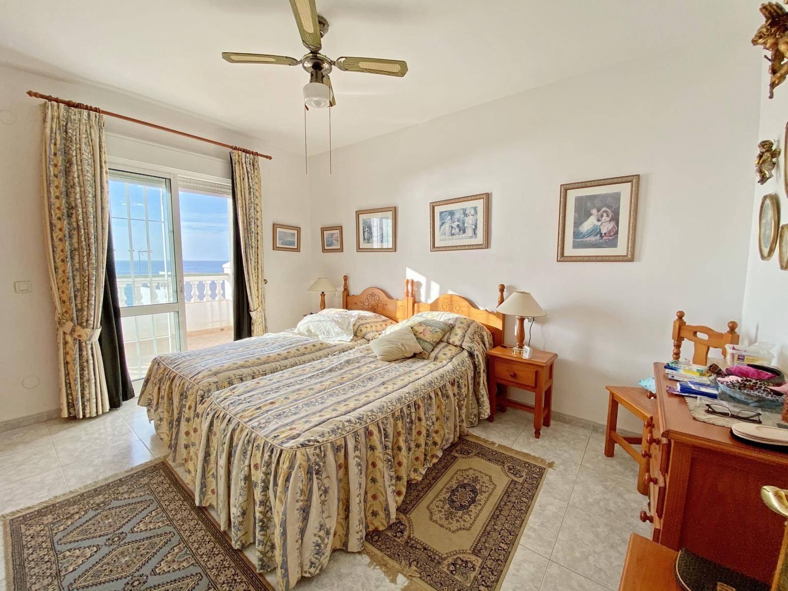 Casa en venta en Torrox Costa