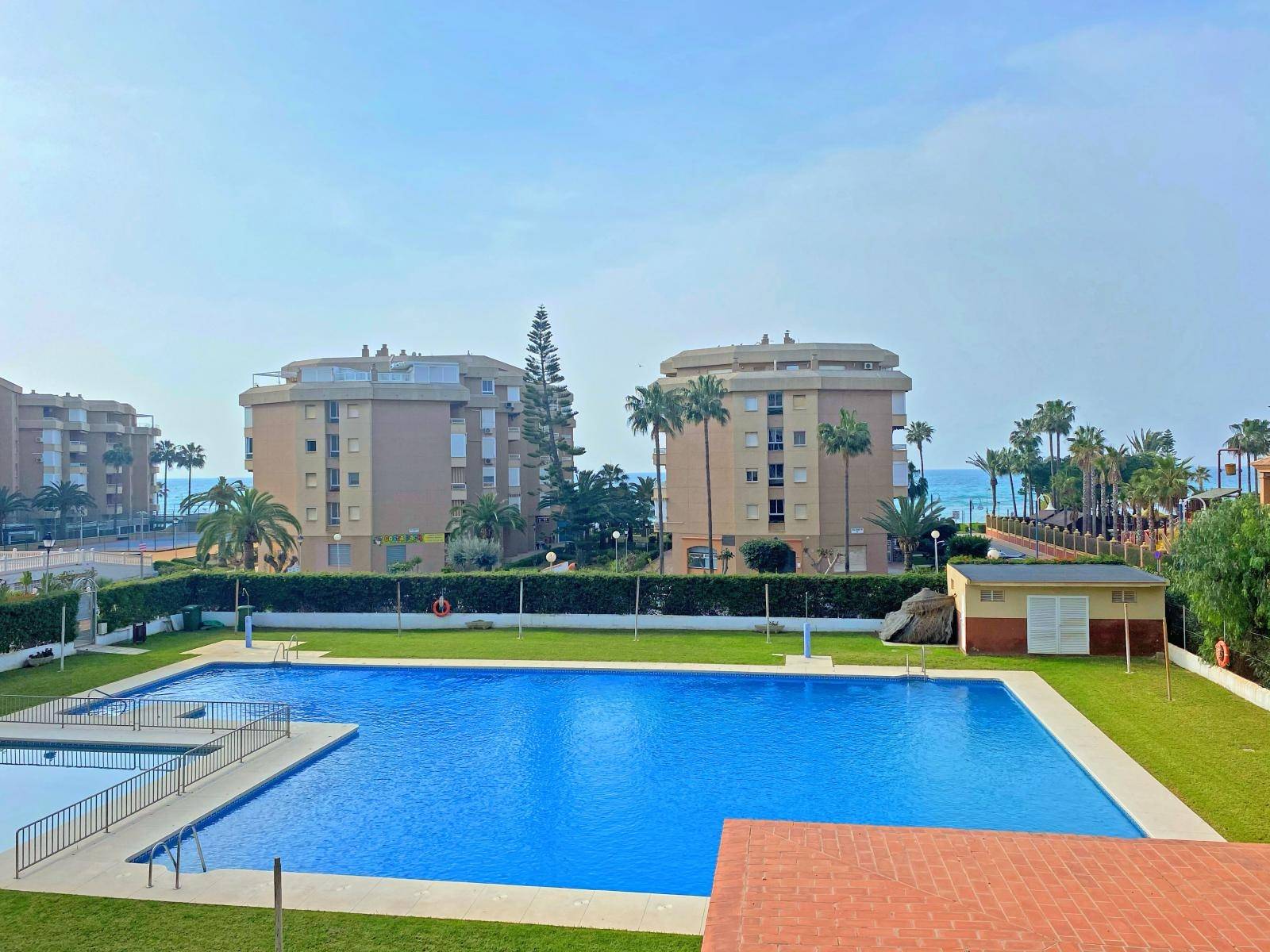 Apartamento en venta en Torrox Costa