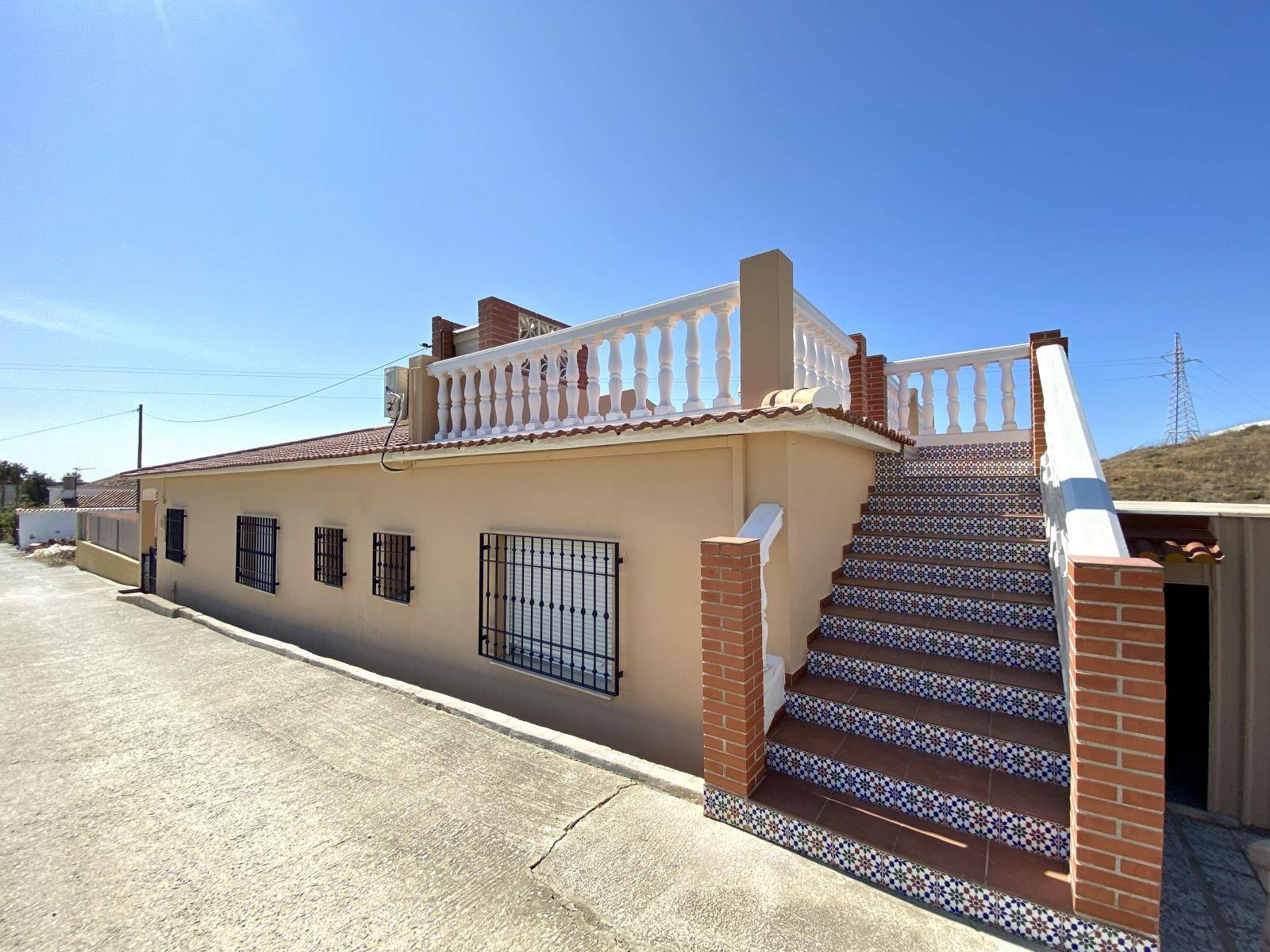 Hus til salg i Caleta de Vélez